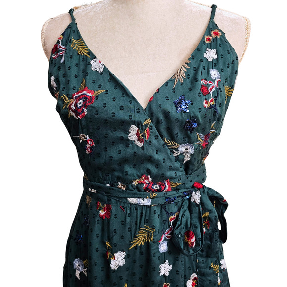 Tularosa Anthropologie Aubrie Sequin Embroidered Wrap Maxi Dress Green $240 Med - Picture 4 of 10